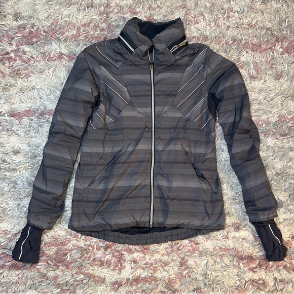 Lululemon run hustle zippered jacket 8 - Picture 1 of 3